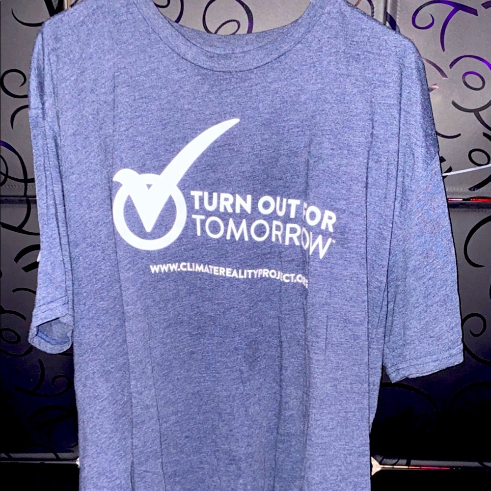 Turn out for America campaign t-shirt 2x unisex very soft